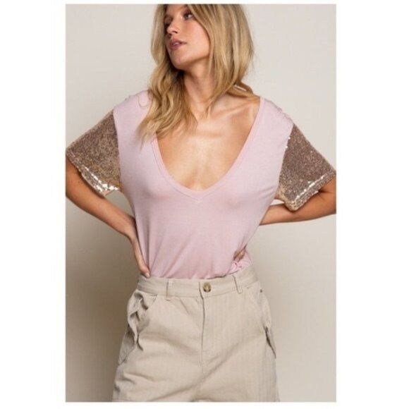 KNIT Top with Short Sleeves & Sequins in Rose Dawn - Picture 6 of 13